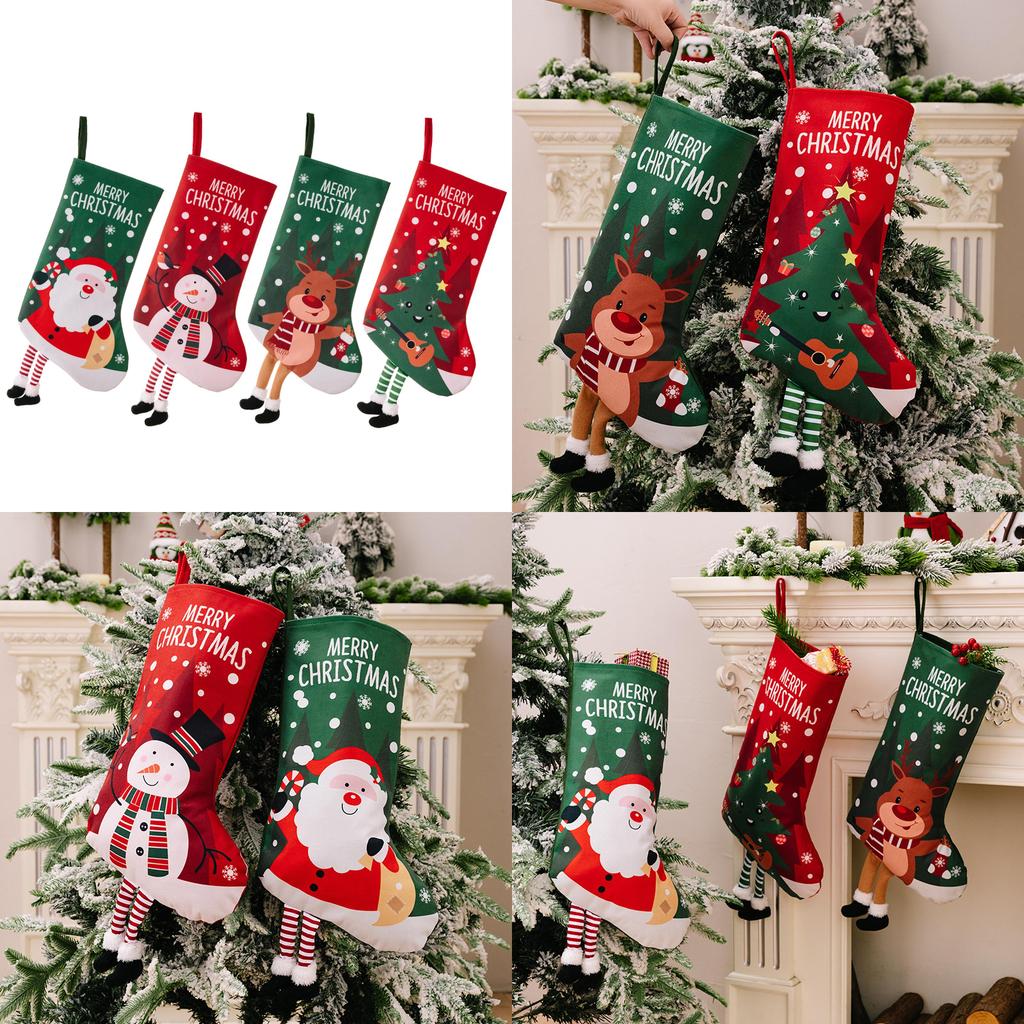 Lebhaft bunte Weihnachtssocken mit Designs von Weihnachtsmann, Schneemann und Rentieren