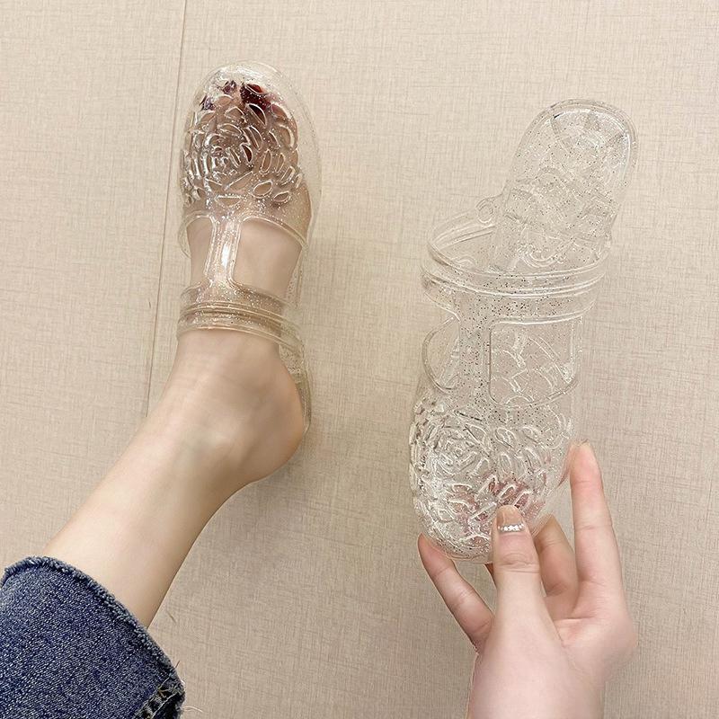 Fashion New Bag Head Slippers Summer Hollow Crystal Cool Slippers Women's Wear Beach Sandals Wholesale