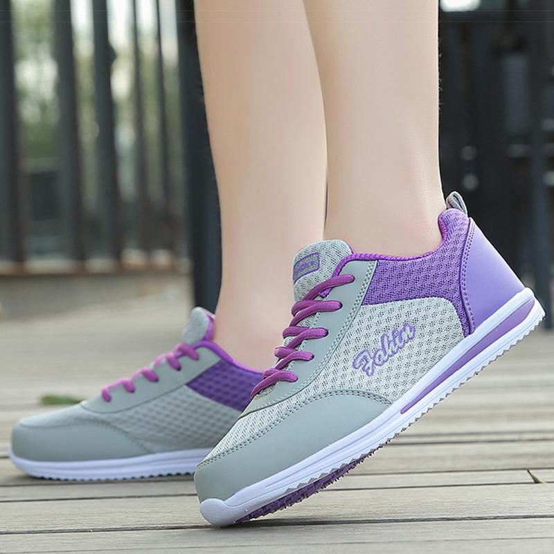 

Женская спортивная обувь, классические кроссовки, женские спортивные кроссовки из дышащей сетки на шнуровке, разноцветные повседневные туфли для женщин, повседневная теннисная обувь 35