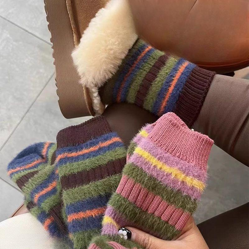 Female Autumn and Winter Warm Collision Color Stripe Students All Match In Tube Socks