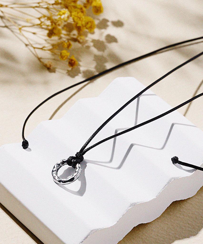 Jbans Classic Asymmetrical Ring Pendant String Necklace (C2601-An982_Bk)