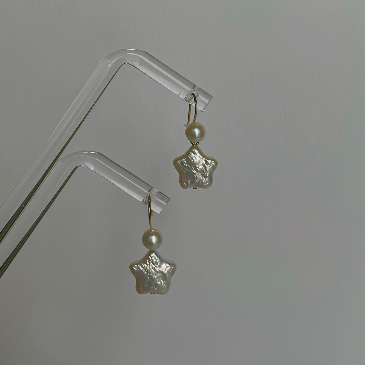 Star Covenant Natural Freshwater Pearl Stud Earrings Natural Baroque Pearl Earrings Earrings Korean Sweet Versatile Silver Needles 14k gold plated copper