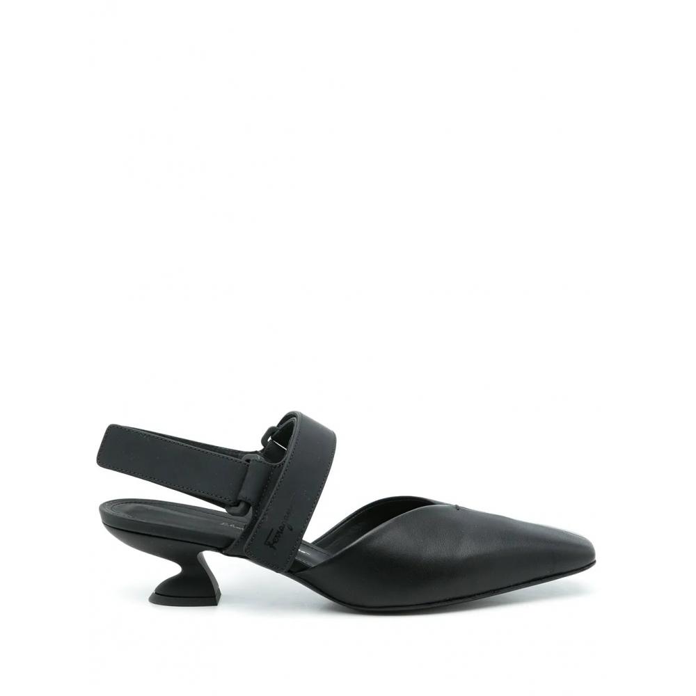 Salvatore Ferragamo Ferragamo Square Toe 45mm Pumps Black