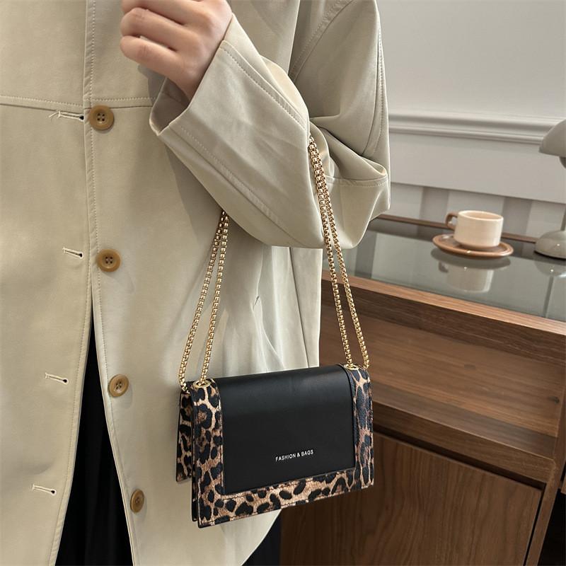 Chic And Versatile Pu Leather Small Square Shoulder Bag With Color Block Leopard Print
