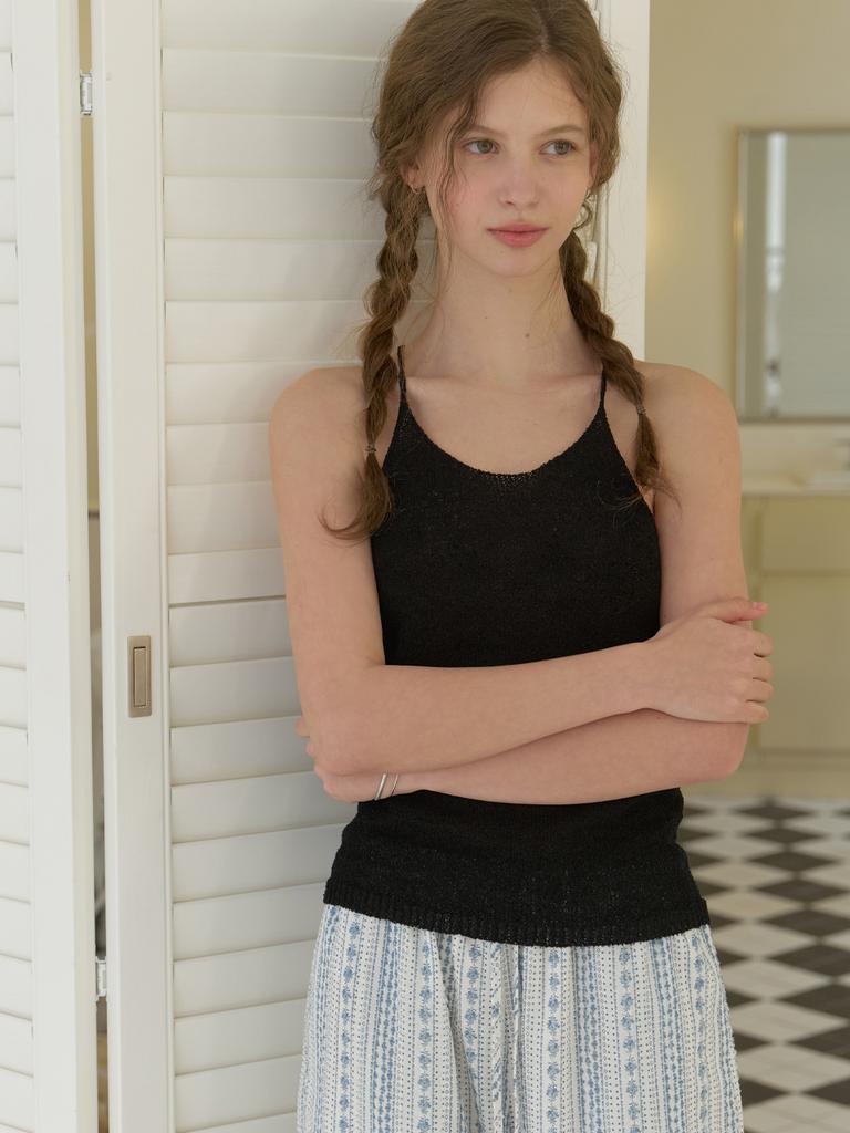 Liel Halter Neck Knit Sleeveless (Black)