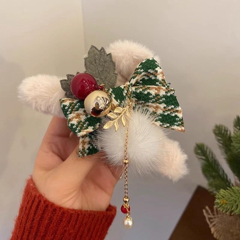 

Sweet & Chic Christmas Plush Bow Hair Clips With Faux Pearl Tassels Perfect For Daily Wear Holidays & Gifts зелений