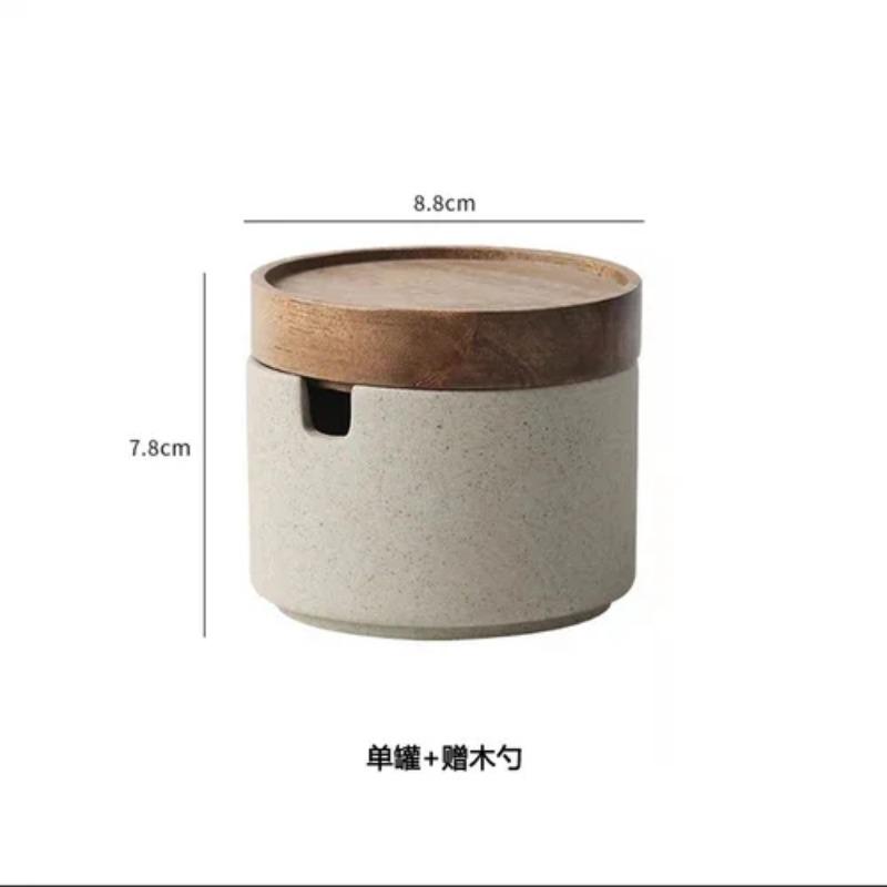 Vintage Ceramic Seasoning Jar Japanese Style Home Kitchen Salt Chili Sugar Jar Oil Pot Wooden Lid Spice Kitchen Utensils Modern