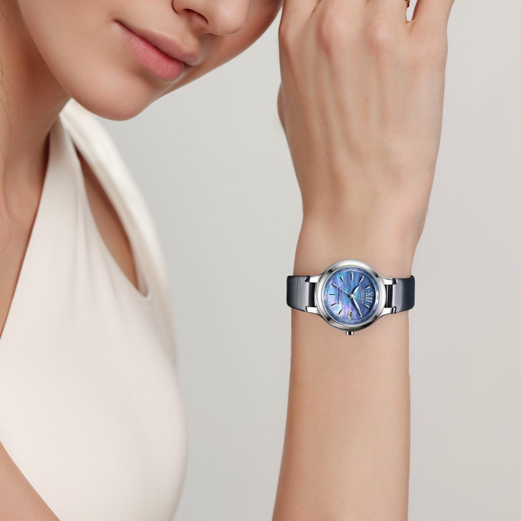 CITIZEN 50m Water Resistant Light Powered Quartz Movement Cow Leather Strap Watch 30mm Women's Watch EC1170-18N