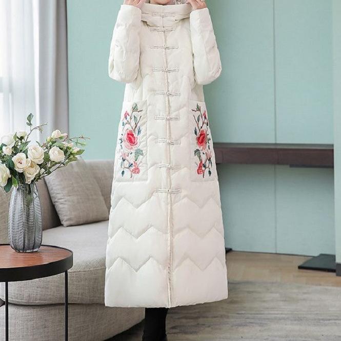 Mittellange und lange Baumwollgepolsterte Damenkleidung 2024 neue bestickte Kniepolsterjacken windgepolsterte Kleidung verdickte Winterkleidung schwarz