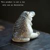 Crocodile resin ornaments, animal decorations, crocodile sitting, fun and cute design, modern art resin home gifts.