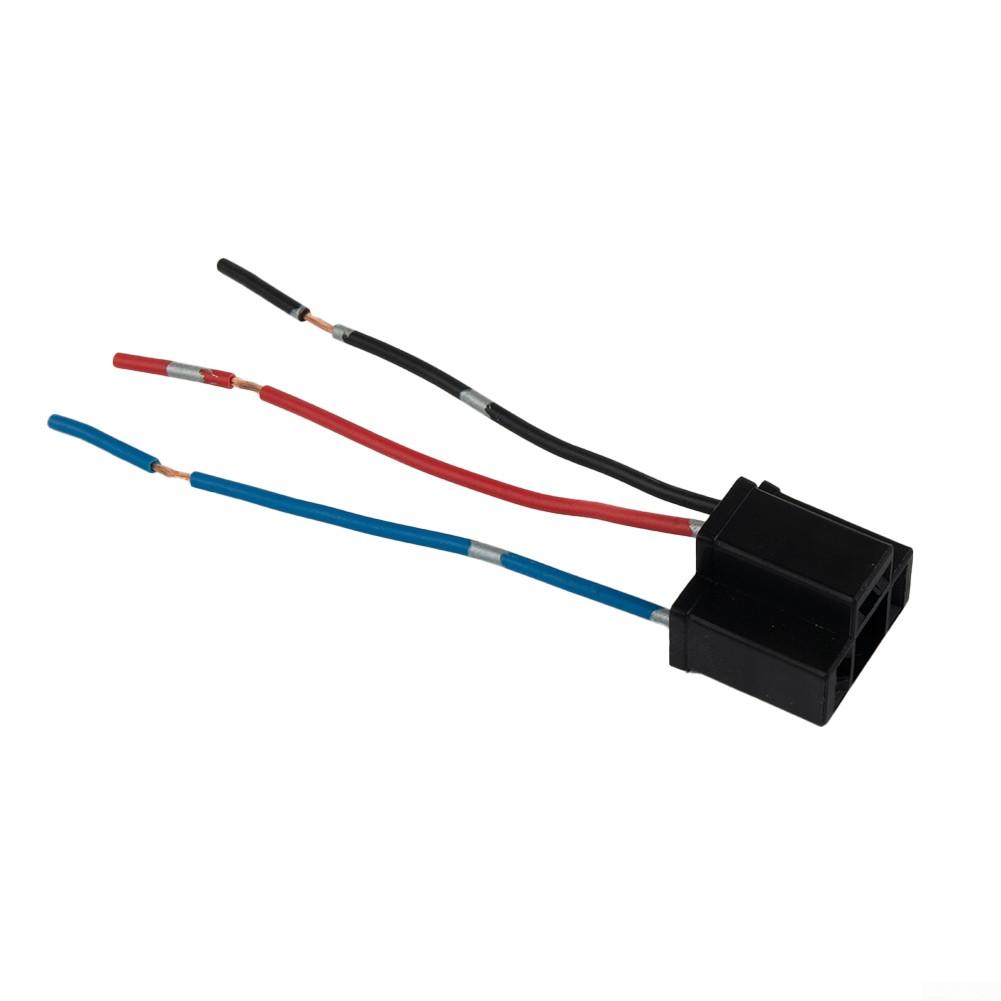 10 Gramm Steckdose 12/24V 2 x 2 Stück 3-poliger Anschluss Scheinwerfer