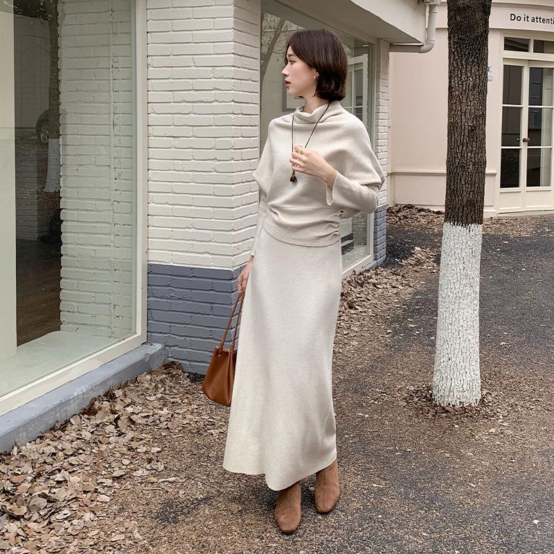 Korean Style Women's Knit Top & High Waist Skirt Set with Buttoned Waist-cinching and Loose High Neck Design