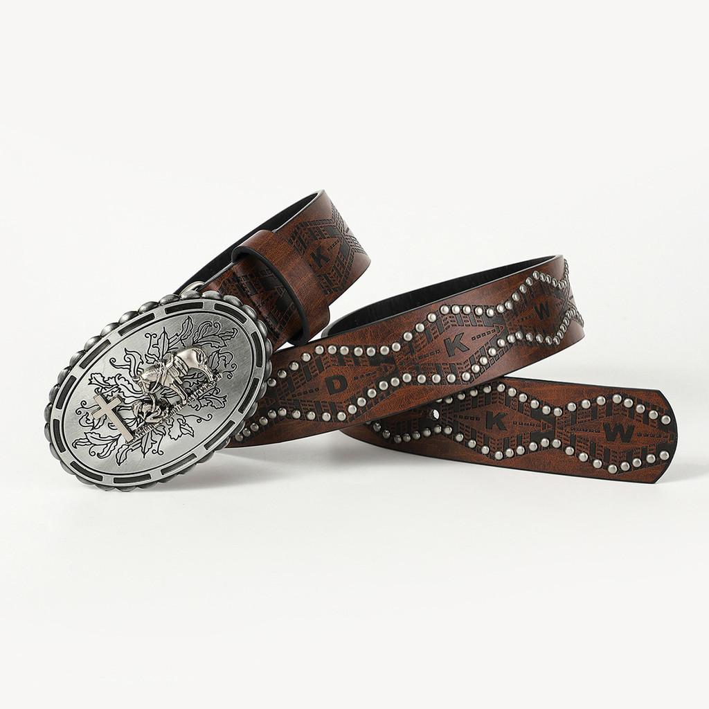 Unisex Stylish Faux Leather Belt With Metal Buckle Belt Paired With Jeans