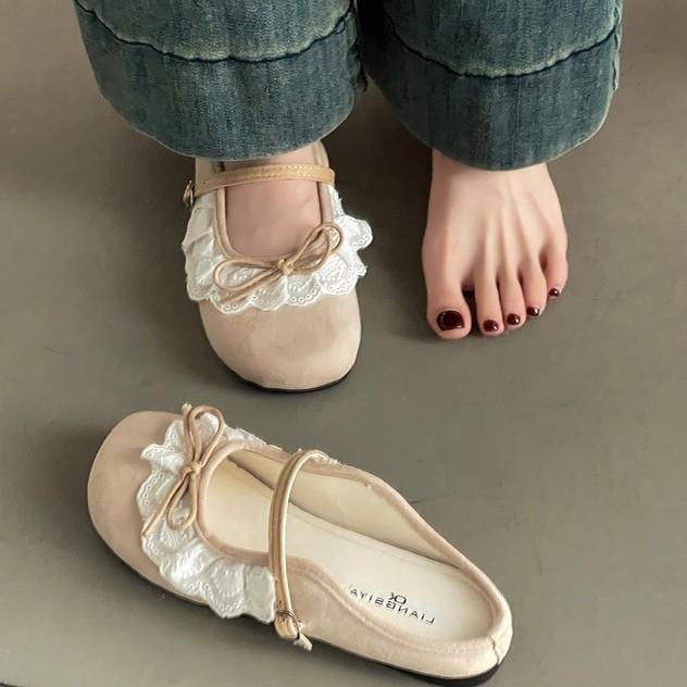 French retro lace Mary Jane shoes women's spring and summer new temperament shallow mouth half drag with skirt tide