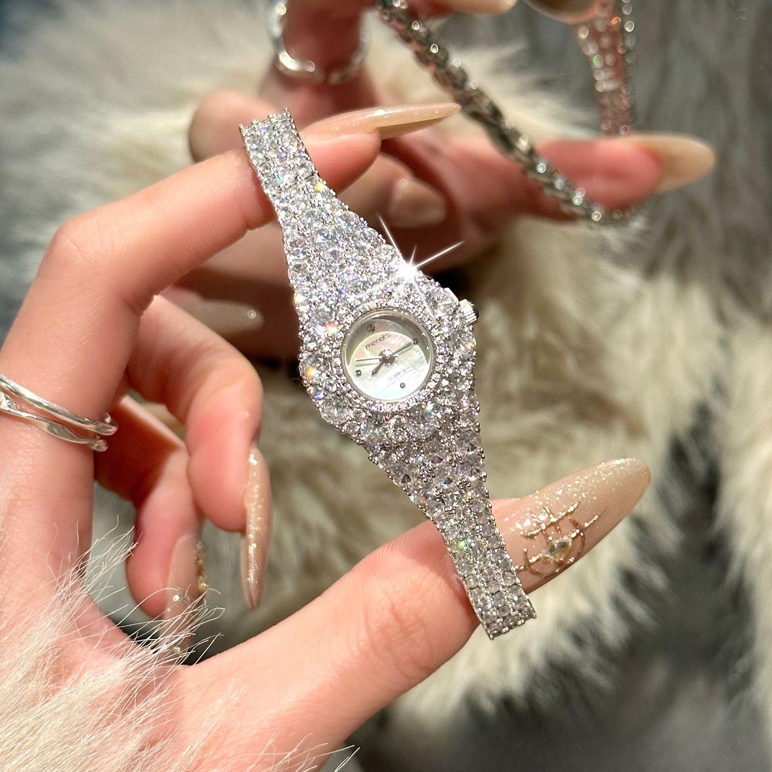 

Watch Women s Flash Full Diamond Women s Watch Niche Light Luxury High-end Small Dial Exquisite Women s Waterproof Watch