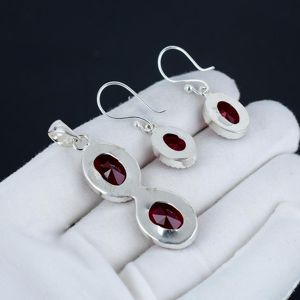 Beautiful Red Garnet Pendant Set, Red Garnet Gemstone Handmade 925 Sterling Silver Earring Pendant Set For Women Pendant Mother's Day Gift