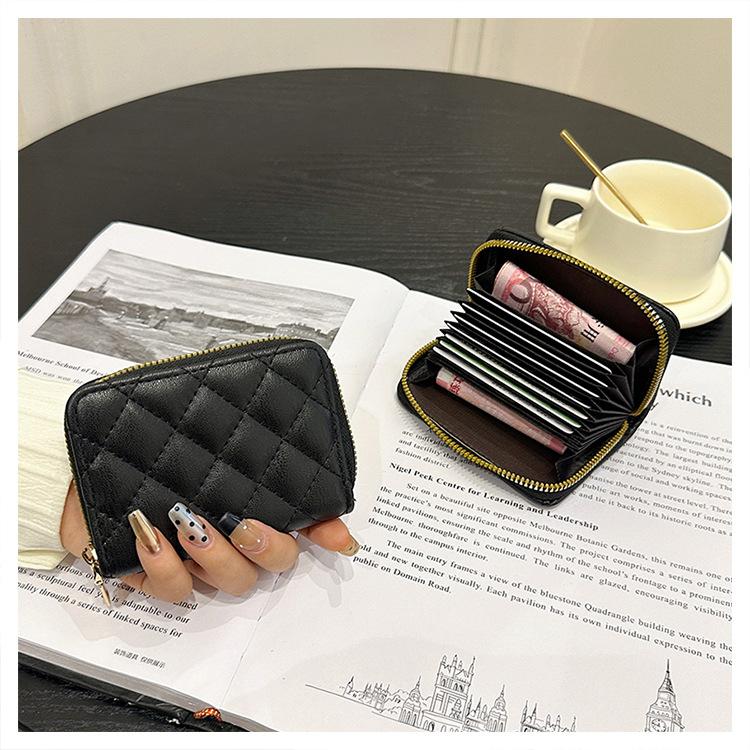 Lamb pattern organ card bag, women's multi-card position anti-theft brush, anti-degaussing bank card jacket, high-end exquisite card bag.