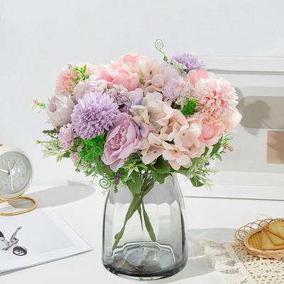 Διακόσμηση σπιτιού – Διακοσμητικά λουλούδια και στεφάνια