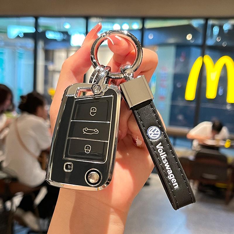 TPU Key Fob Cover with Keychain Lanyard For VW Volkswagen Accessories Atlas Golf GTI Jetta Tiguan Car Key Case Full Protection Ze4