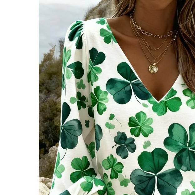 V-neck lantern-sleeve women's long-sleeved top, a romantic outfit that wishes for good luck. Suitable for summer vacations and outdoor gatherings.