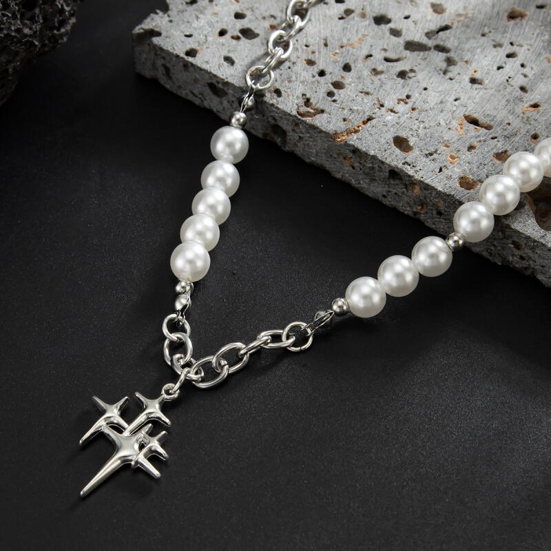 Hiphop Rock Four-Pointed Star Pendant Necklaces for Men Women Imitation Pearls Beaded Collarbone Necklaces Jewelry Accessories