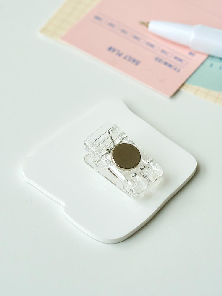 BT21 CITY EDITION Acrylic Clip Magnet - LA