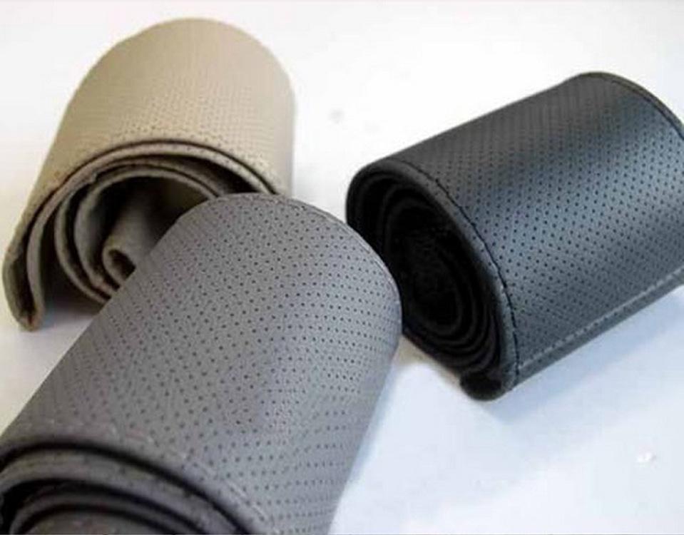 Hand-Stitched PU Leather Steering Wheel Cover with Perforated Microfiber