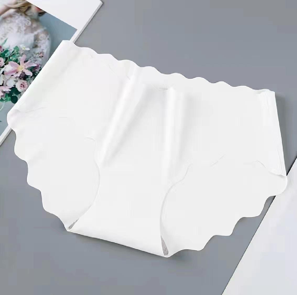 

Безшовна жіноча білизна Ice Silk із середньою талією – зручні трусики з чистої бавовни, доступні великі розміри M (40-48 kg) білий