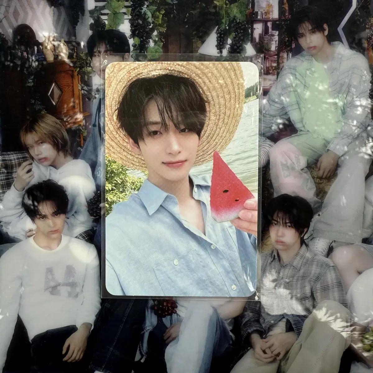 

Cravity Broadcast Photocard Watermelon Jungmo