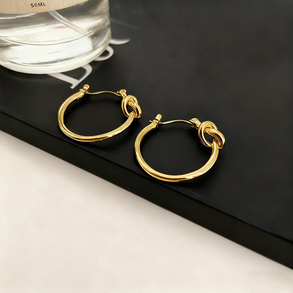 Guochao Hong Kong Style Ins Cold Wind Stud Earrings Circle Earrings Knotted Circle Earrings Niche Design Versatile Earrings Women