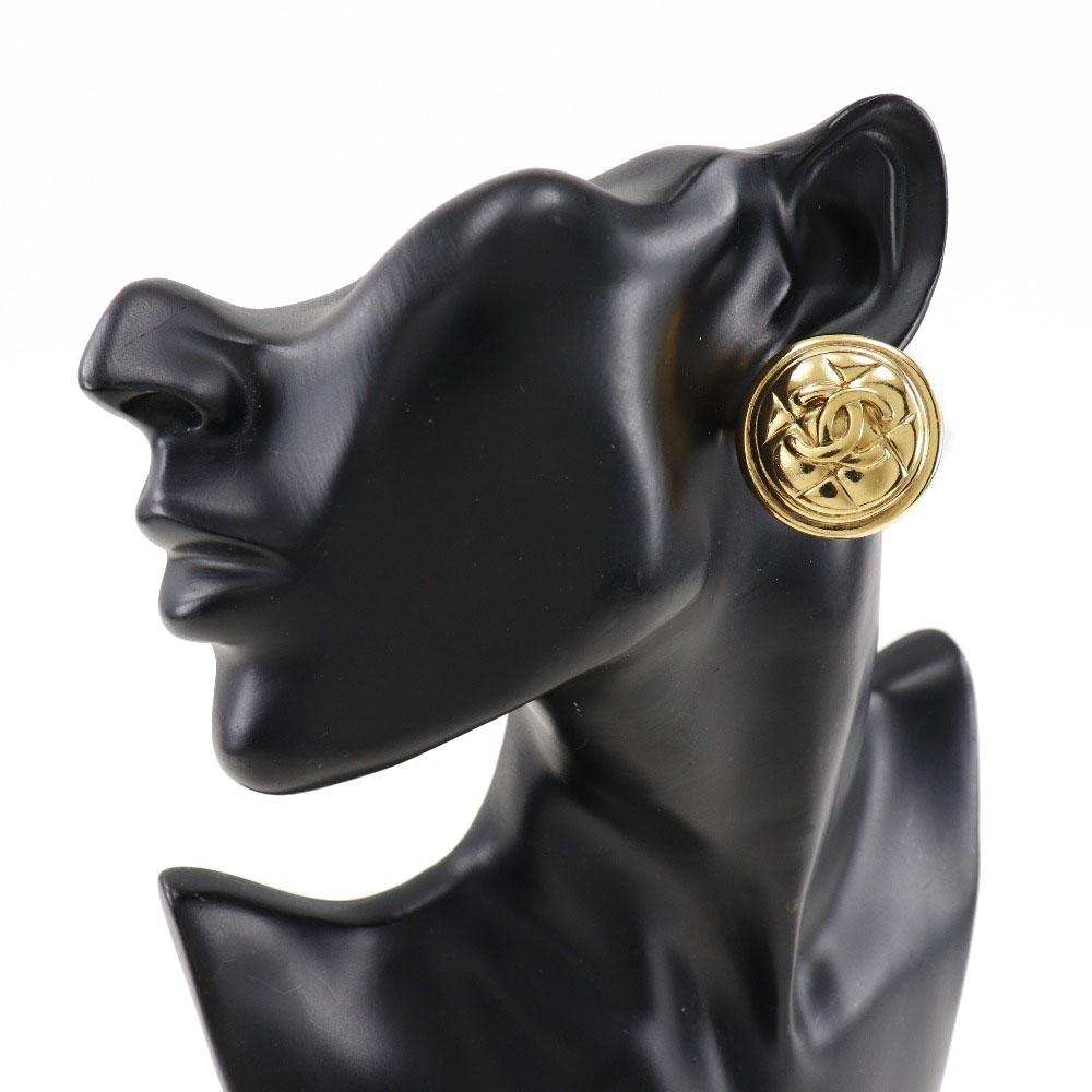 CHANEL COCO Mark Earring Matelasse vintage Plated Gold 27.8g Women Used