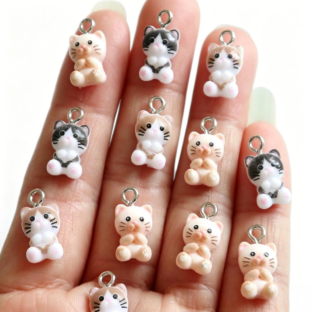 20pcs Kawaii Cat Kitten Resin Pendants Lovely Mini Charms for DIY Craft Jewelry Making Gifts