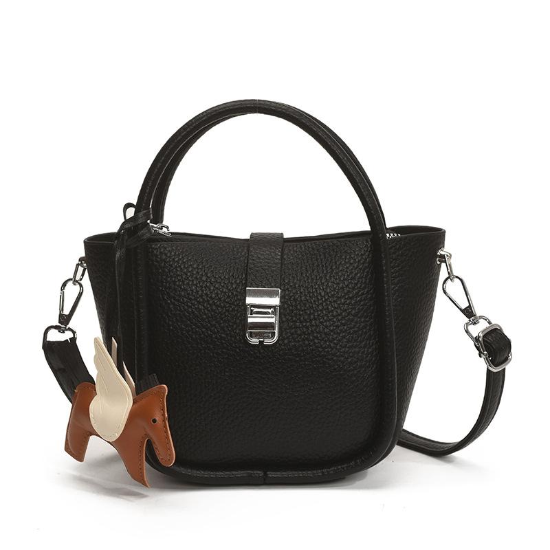 Handbag Women's New Line Fashion Shoulder Bag Commuter Versatile Messenger Bag