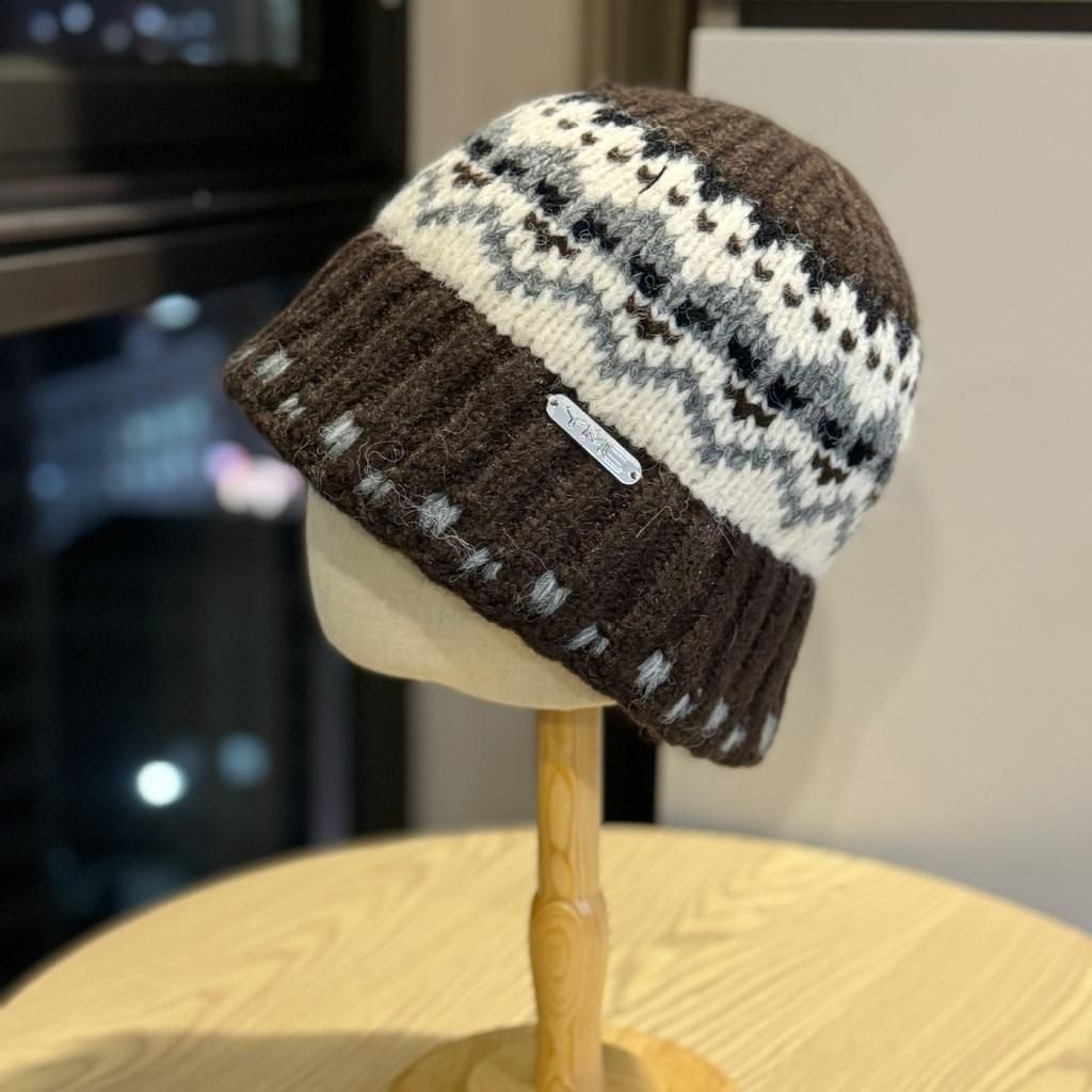 Winter Knitted Warm Contrast Maillard Fisherman Hat Women's Thickened Cold Proof Fashion Woolen Hat Basin Hat