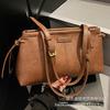 Large-capacity Retro Bag Women's Autumn and Winter Versatile 2025 New Simple Shoulder Bag Popular Commuter Tote Bag This Year