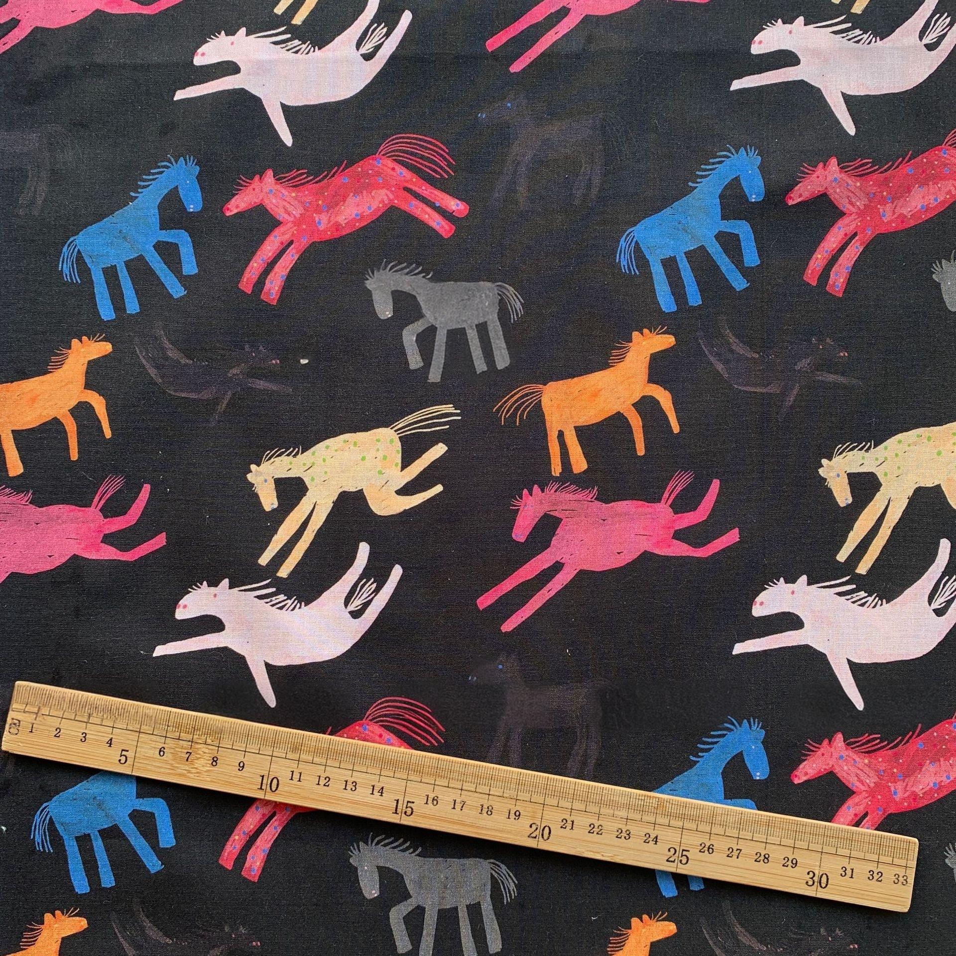 

Pure Cotton DIY Fabric Doodle Print Home Clothes Background Cloth Handmade Fabric for Dolls And DIY Crafts