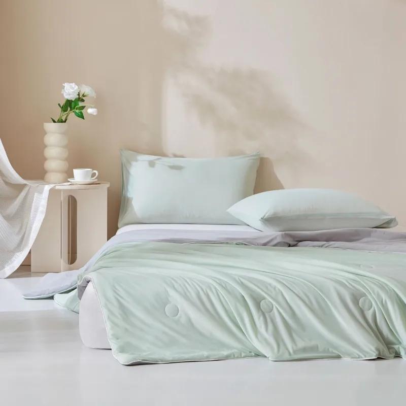 Cooling Silky Summer Blanket Lightweight Breathable for Single Double Bed Ac Machine Washable Adults Kids