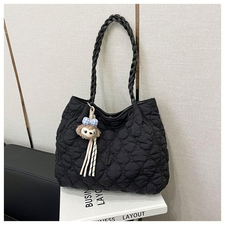 

New Sweet Top Handle Bag Women Large Capacity Simple and Versatile Shoulder Bag with Heart Embroidery Casual Texture Storage Bag чёрный