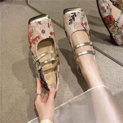 Chaussures Mary Jane à bout carré pour femmes Broderie Femme Ballerines Été 2025 Avec Réduction Mode Élégante Chaussure de Robe En Promotion