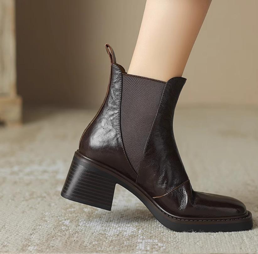 

Квадратная головка короткие женские ботинки 2024 осень и зима новый sense нишевые ботинки Челси толстый каблук супер огонь высокие каблуки ботинки Martin 35 коричневый