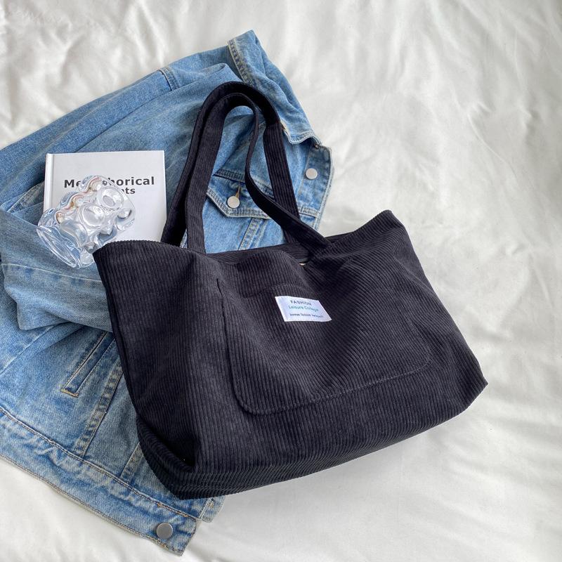 

Большая вместительная вельветовая женская сумка через плечо, модная, свежая и простая полосатая бархатная сумка, сумка для студентов в стиле арт-досуг чёрный