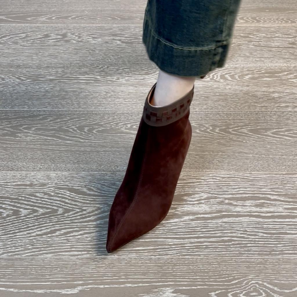 7.5Cm Korean Version of Fashion High-heeled Short Boots Women's Autumn and Winter Versatile Pointed Boots Black Fashion Temperament and Ankle Boots