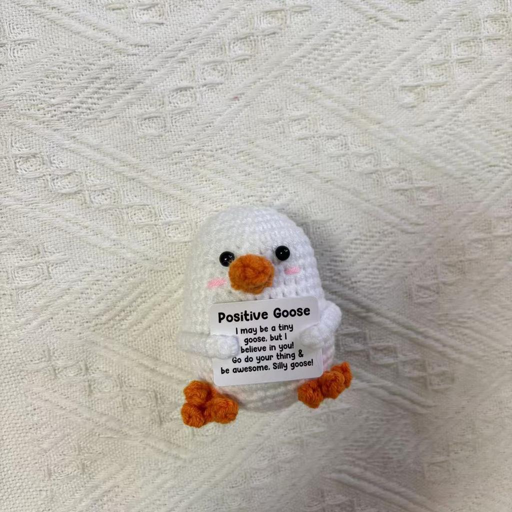 Niedliche Häkel-Emotional-Support-Gans Umarmungs-Puppe Desktop-Ornament Lustige Handgewebte Gestrickte Gänsevogel-Puppe Heimzimmer-Dekoration