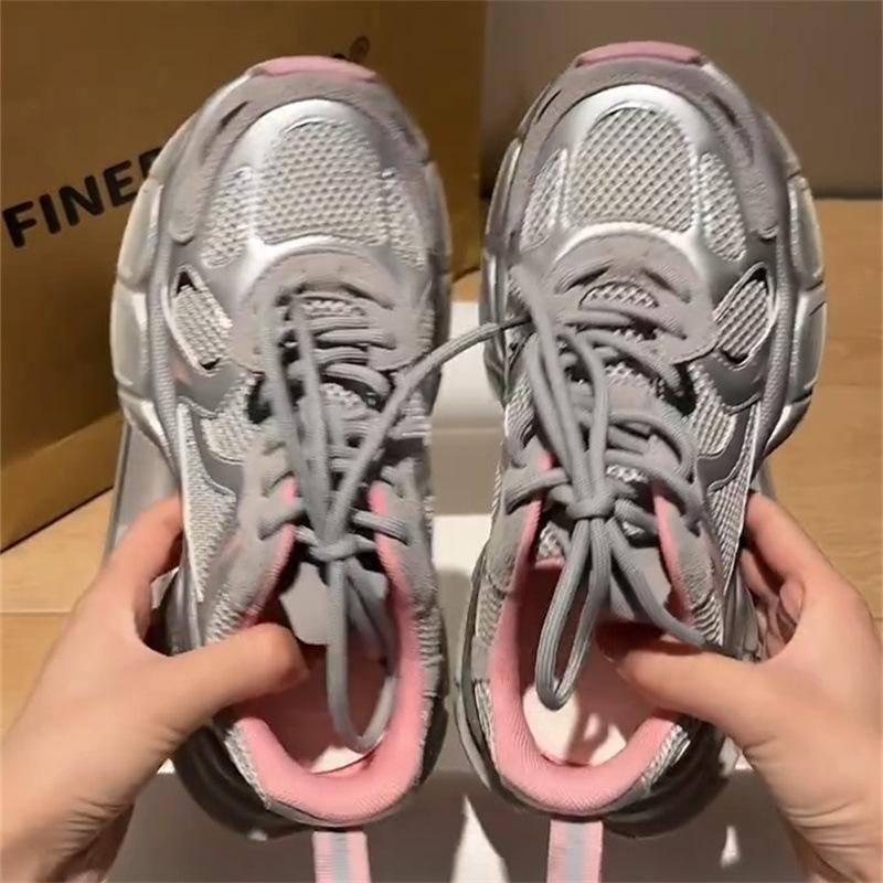 Scarpe da ginnastica casual da uomo single da donna autunnali nuove scarpe sportive casual da donna scarpe da trekking traspiranti con suola spessa leggere da donna