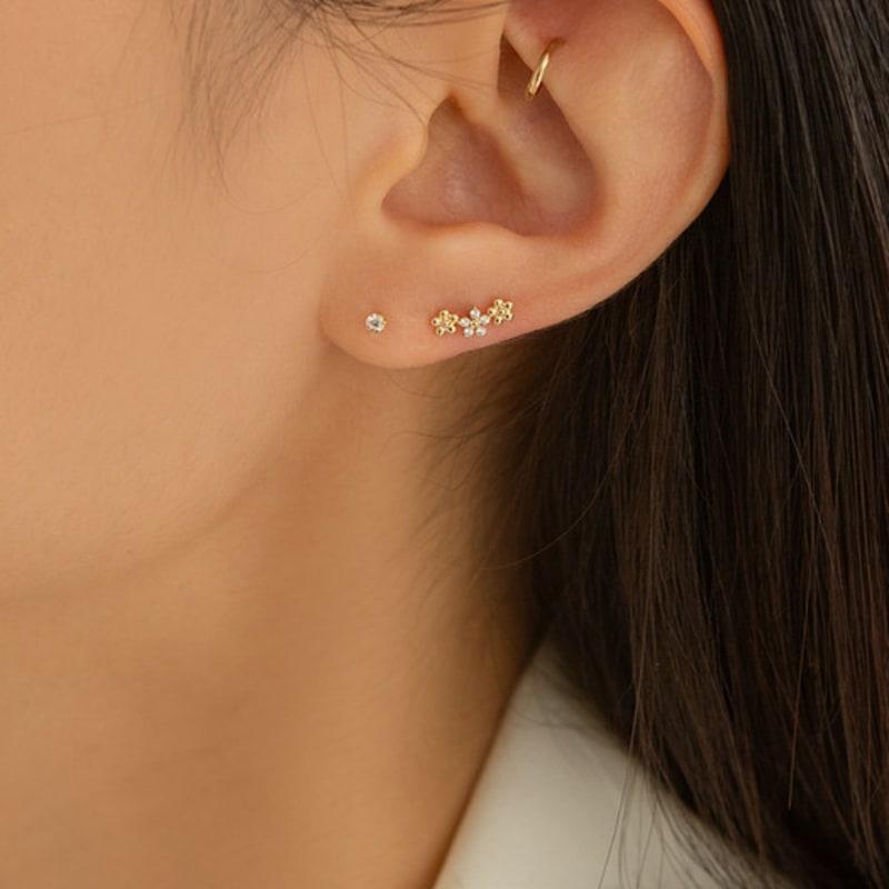 LUNNE 14k Blooming Flower Piercing (14k Gold) #LFPI11