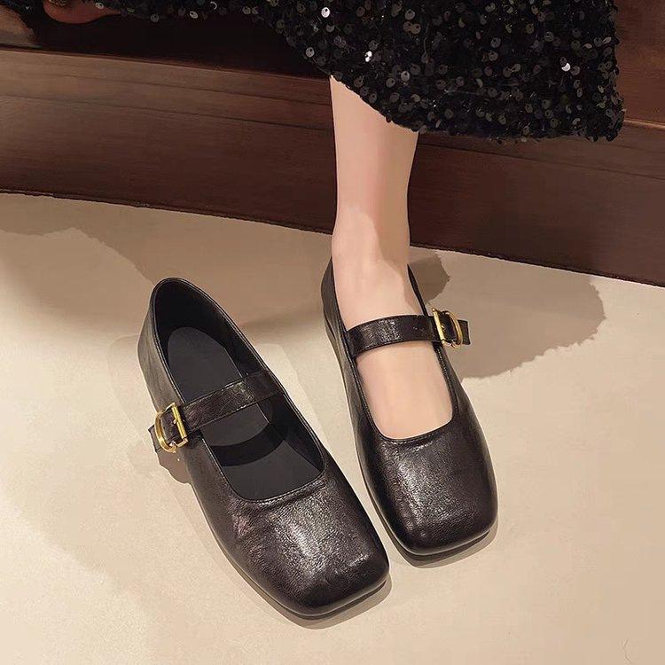 French Versatile Square Head Temperament Commuting Mary Jane Shoes Women's 2025 Autumn New Retro Single Shoes Flat-soled Small Leather Shoes