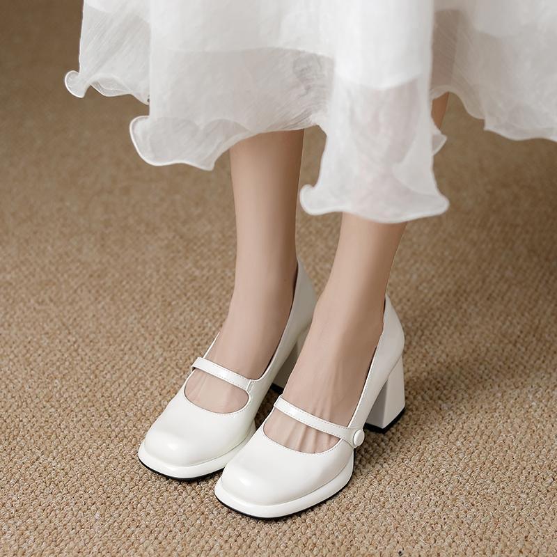 Winter 2025 New Black High Heels Women's French Thick Heel Patent Leather Square Head Temperament Single Shoes Mary Jane Small Leather Shoes