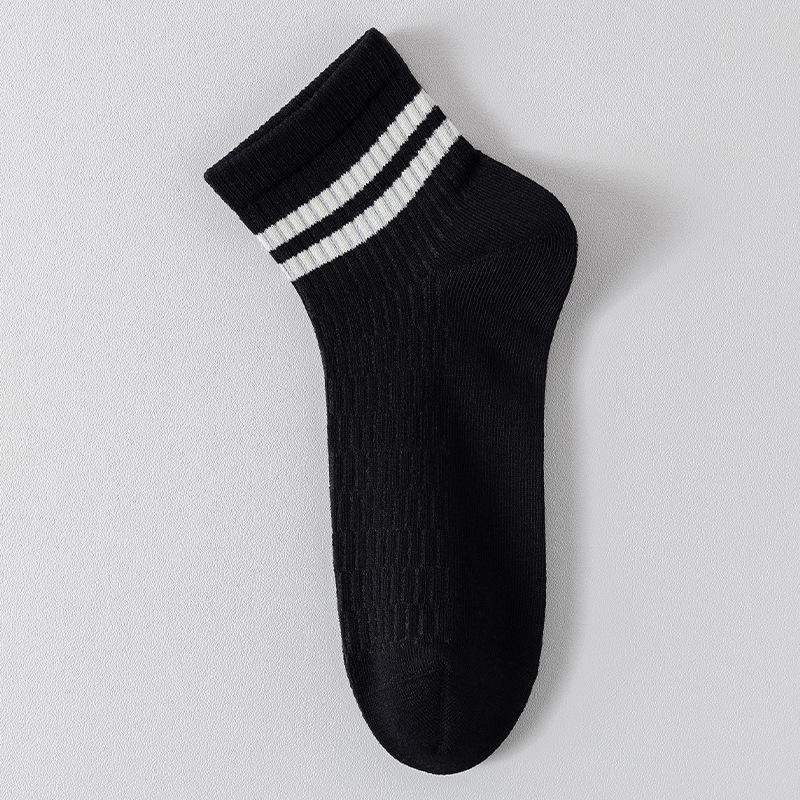 Men's Summer Thin Stripe Breathable Sweat Absorption Deodorant Anti Pilling Boneless Sports Socks