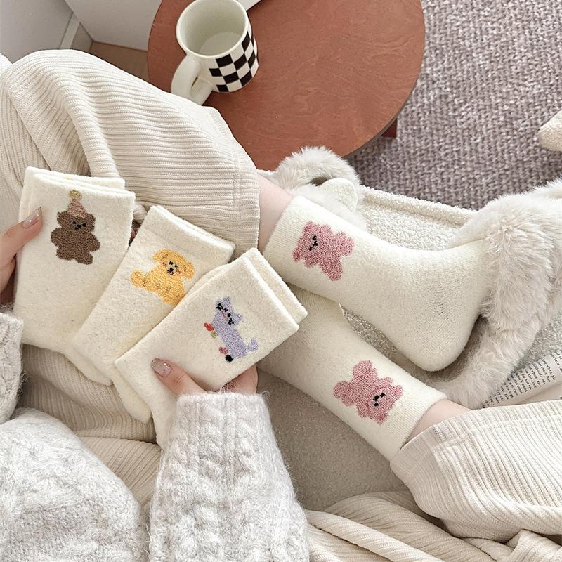 Australian Fleece Socks Boneless Medium Tube Socks Fleece Thickened Warm Confinement Socks Fluffy Home Sleep Floor Socks