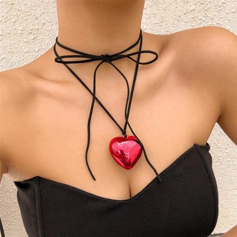 European and American Jewelry Novel Simple Love Pendant All-match Clavicle Chain Adjustable Wax Line Cold Wind Necklace